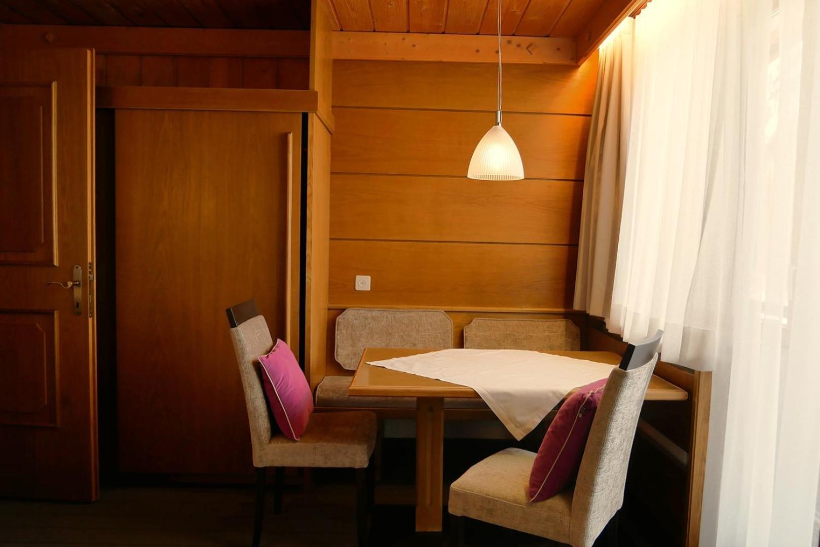 Hotel Garni Bergsonne Samnaun Pokoj fotografie